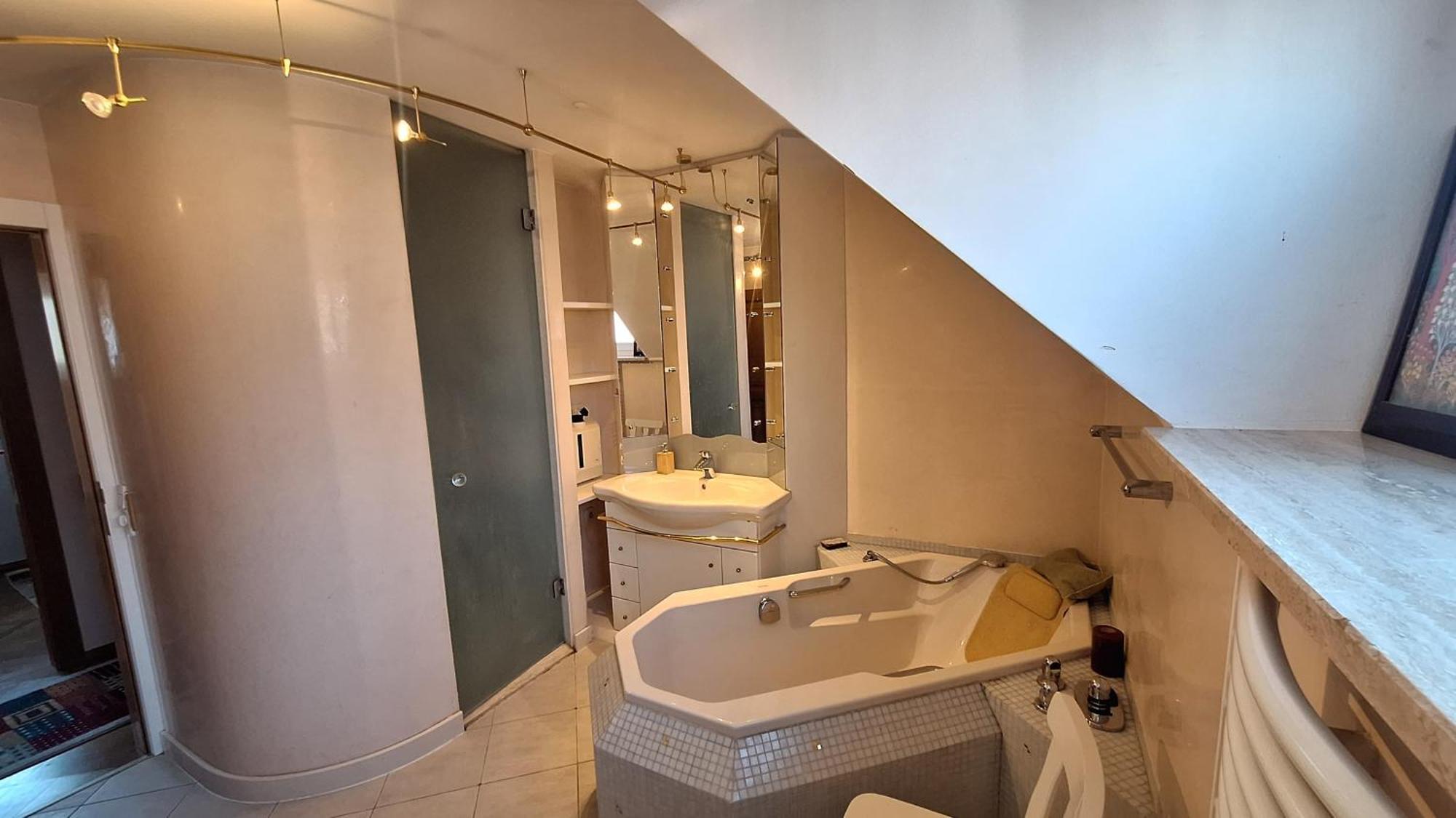 Comfortable House With Two Floors Linz