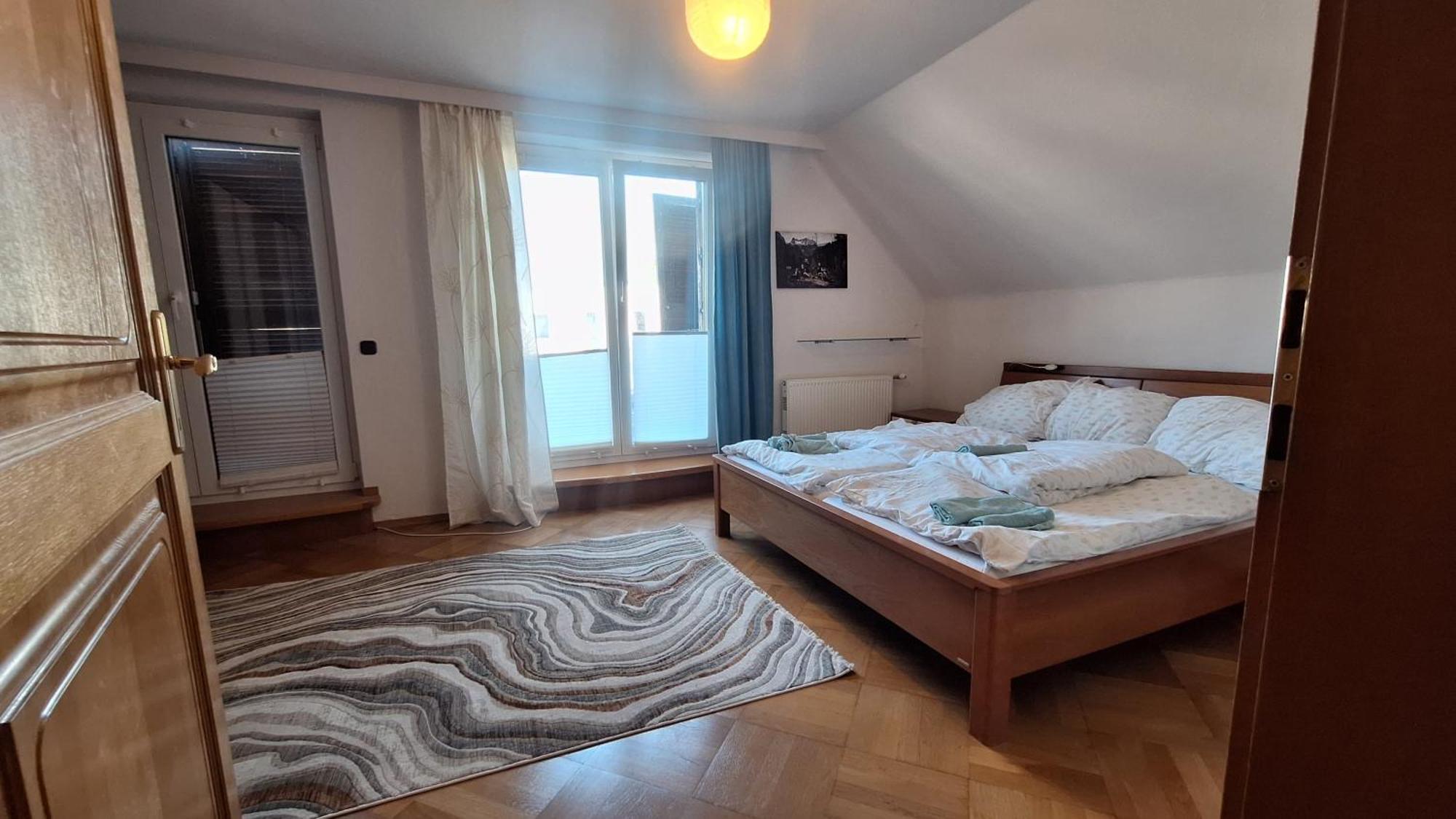 Apartment Comfortable House With Two Floors